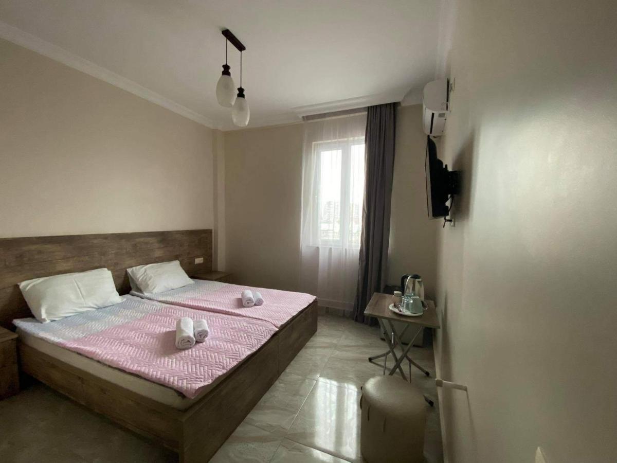 Family Hotel 바투미 외부 사진